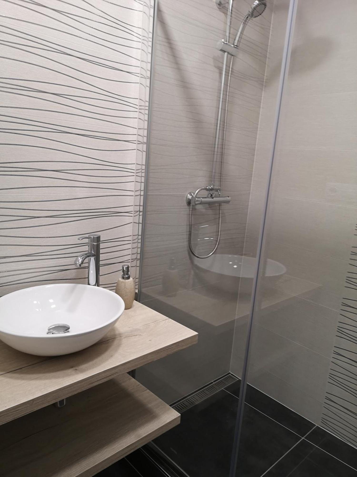 Slnecny Apartman Blizko Centra Apartment Kosice Ngoại thất bức ảnh